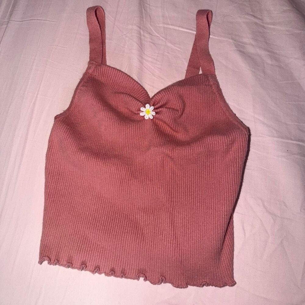 Pink Sweater Tank with Daisy Applique - Picture 1 of 3